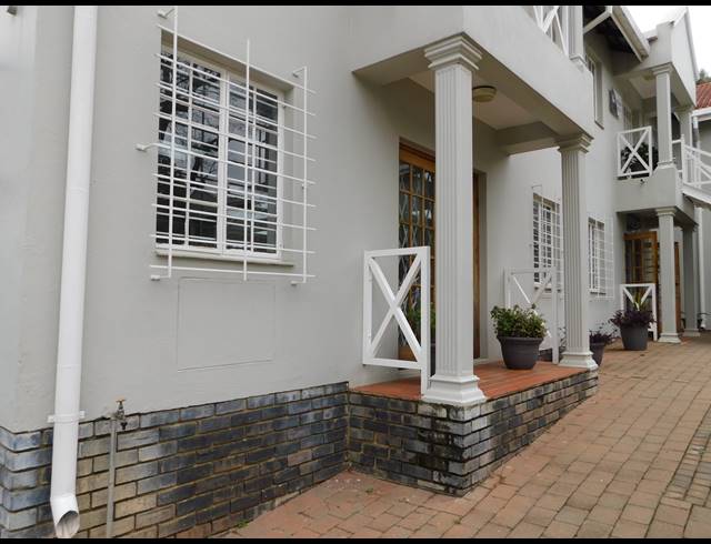 90M² OFFICE TO LET IN FERNDALE